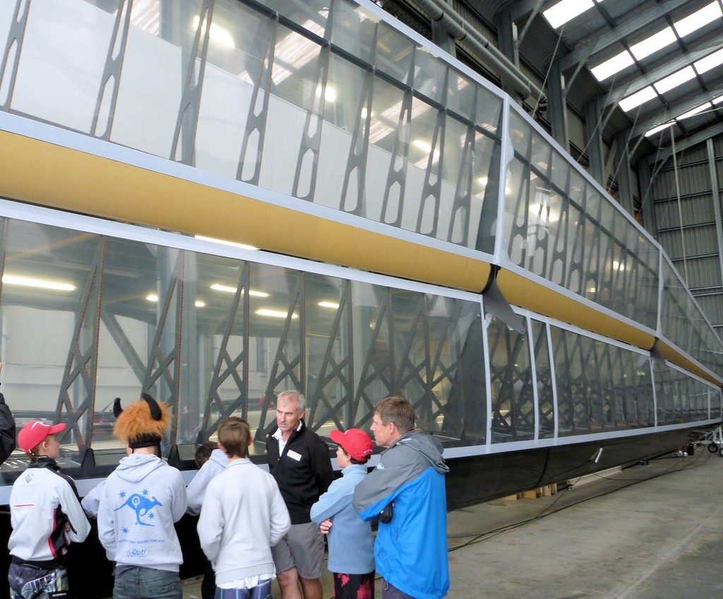 Mike Drummond explains the wing-sail © Tim Adair
